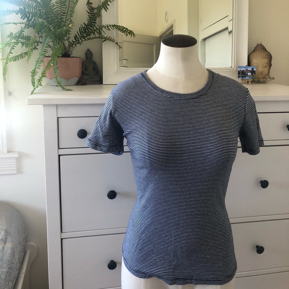 Super comfy Cotten stripped shirt